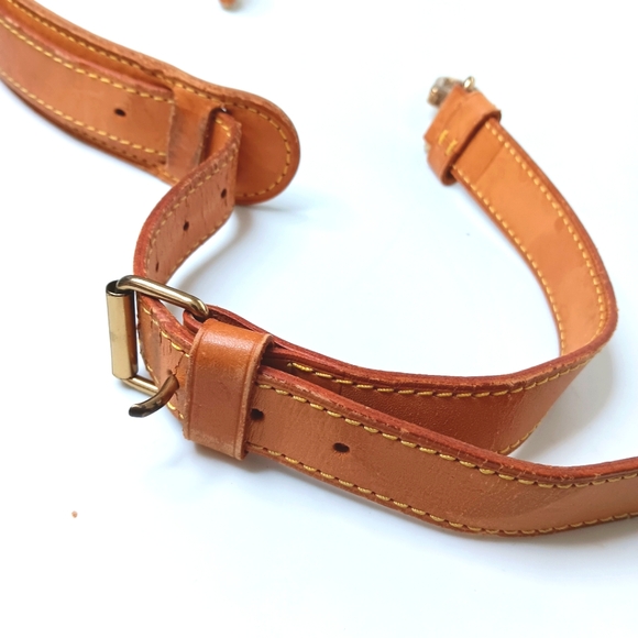 LOUIS VUITTON LUGGAGE BUNDLE ACCESSORIES STRAP &  TAG WITH POIGNET 🧳 - Picture 10 of 14